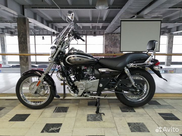 Bajaj Avenger 220 cruise