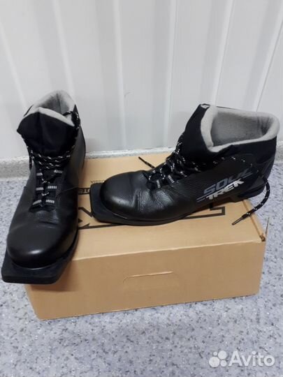 Лыжные ботинки бу размер 43 на 3гвоздика