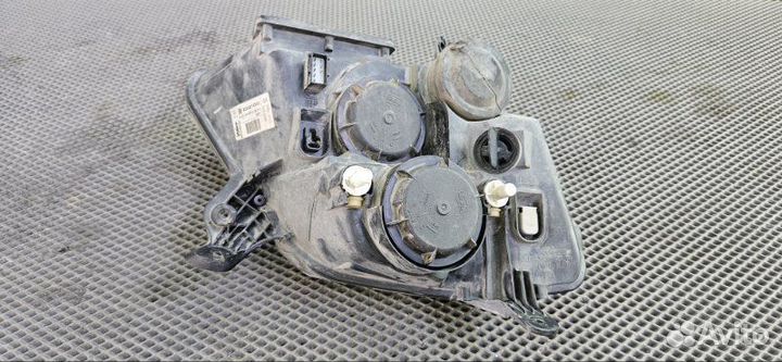 Фара передняя левая Opel Meriva A рестайлинг