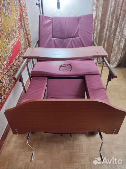 Медицинская кровать для лежачих больных