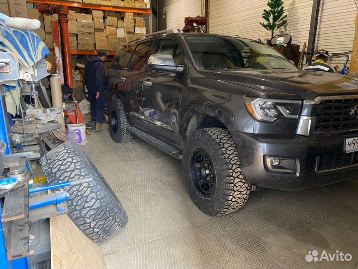 Комплект колес на Toyota r18