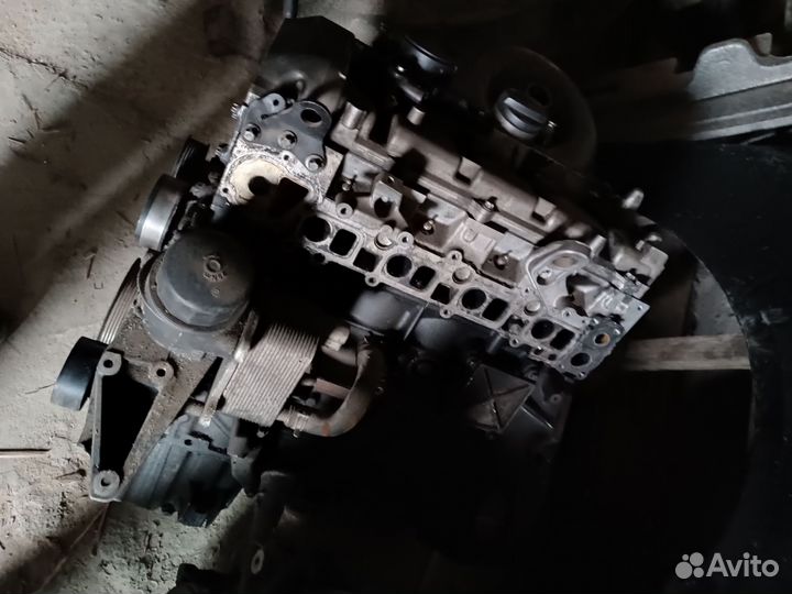 Клапанная крышка om611