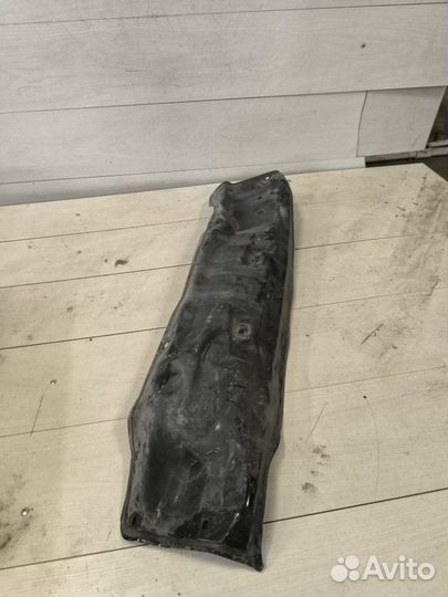 Накладка лобового стекла Volkswagen Polo