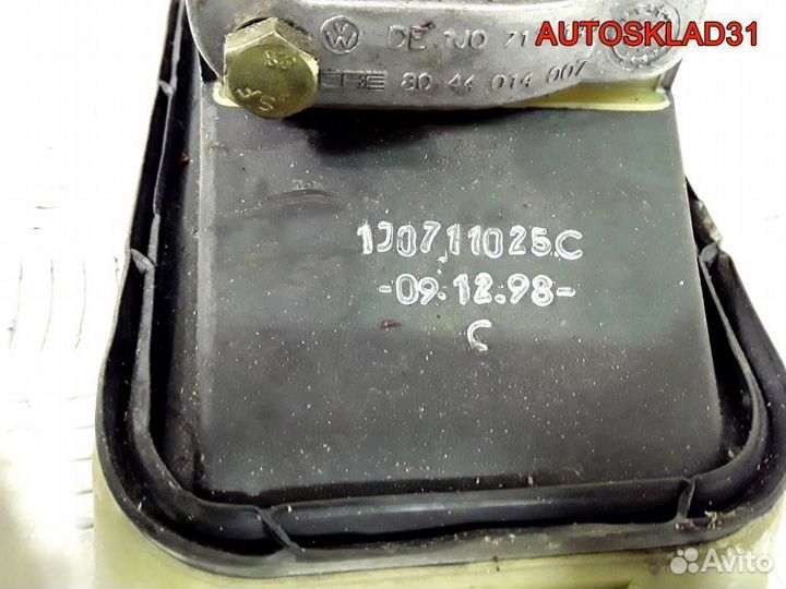 Кулиса МКПП Volkswagen Golf 4 1J0711025C