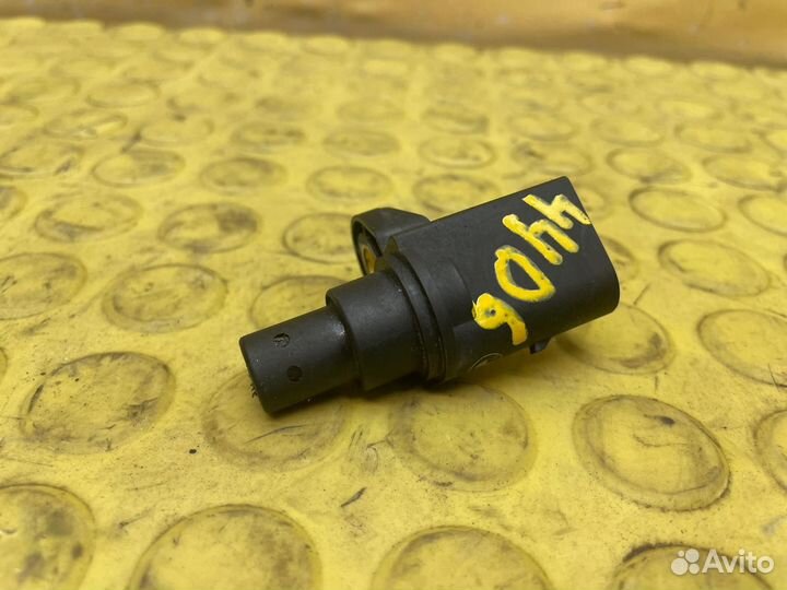 Датчик коленвала Bmw 745I E65 N62B44A 2004