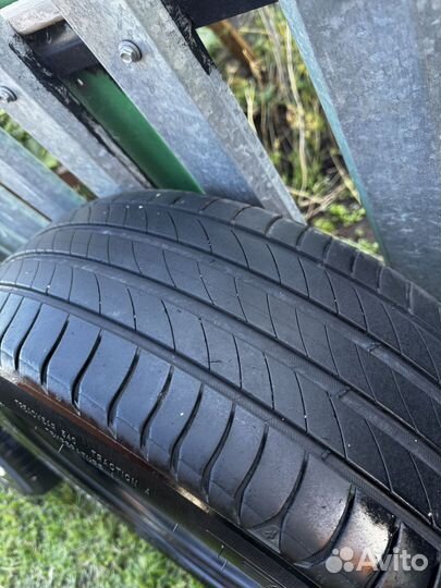 Michelin Primacy 4 215/55 R17