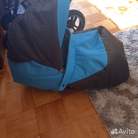 Продам коляску 2 в 1