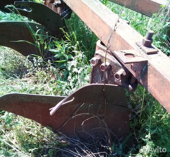 Плуг Завод Алтайский трактор 4-6 корп. (ПЛНР), 2000