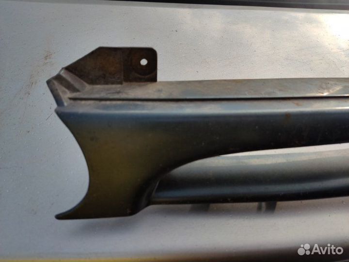 Решетка радиатора Ford Mondeo 1 универсал 1.8I