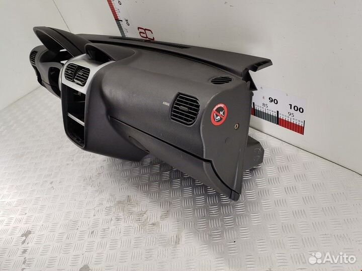 Торпедо (панель передняя) для Opel Corsa C 7208826