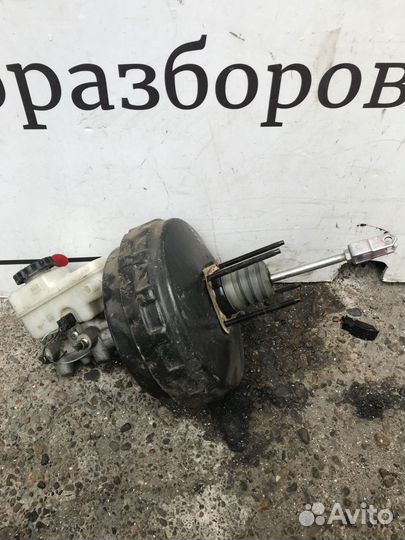 Усилитель тормозов вакуумный Nissan Pathfinder