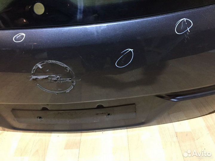 Крышка багажника Opel Astra