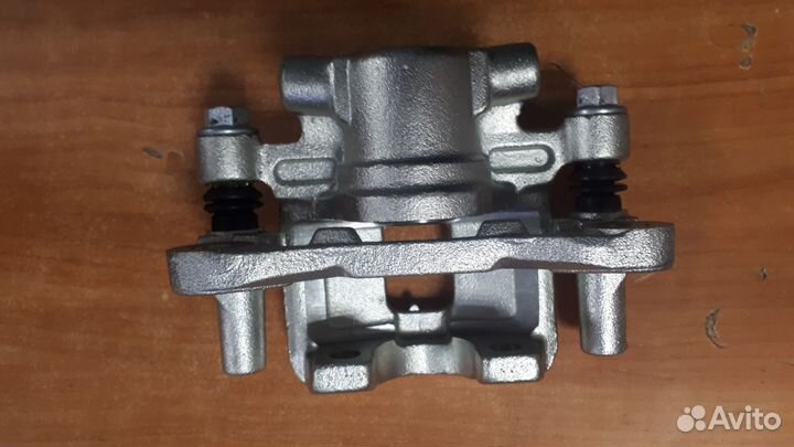 Суппорт задний Мицубиси Лансер 9