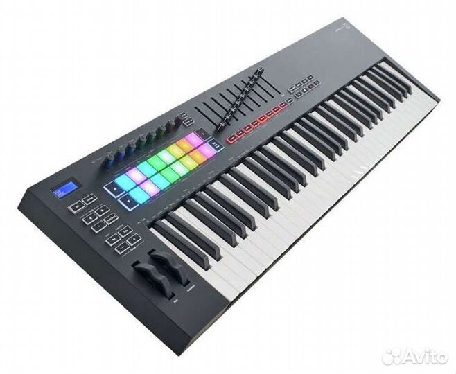 Миди клавиатура Novation launchkey mk3 61