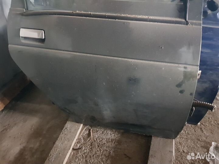 Дверь задняя правая Ваз 2111