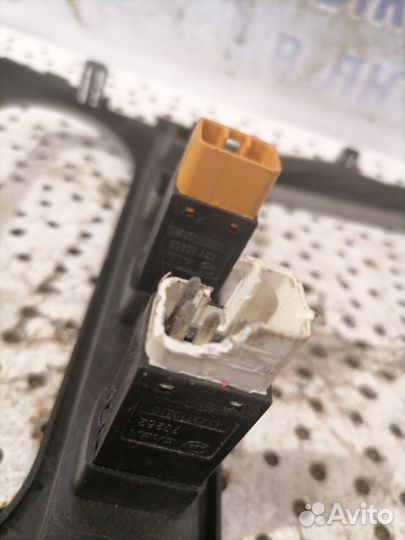 Рамка центральная в торпедо Lifan Breez 1.3