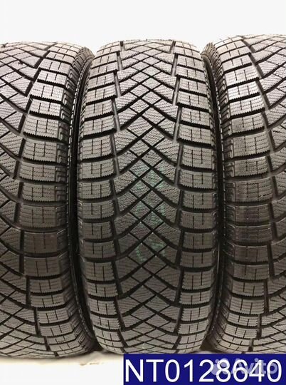 Pirelli Ice Zero FR 215/65 R16 102T