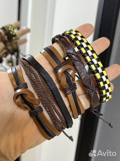 Браслет плетеный