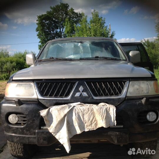 Кузовной пластик mitsubishi pajero sport 1