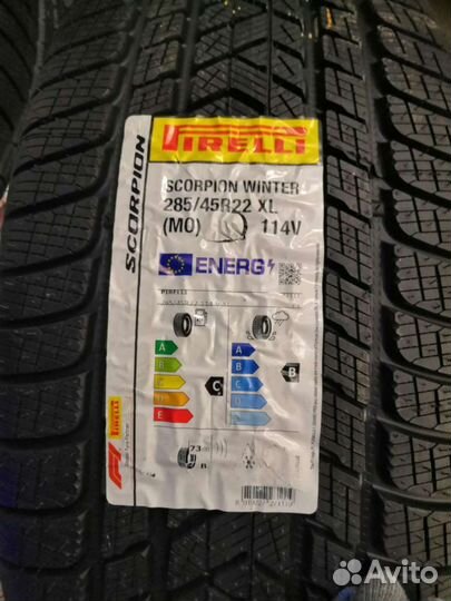Pirelli Scorpion Winter 325/40 R22 и 285/45 R22