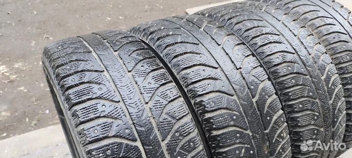 Bridgestone Ice Cruiser 7000 205/60 R16