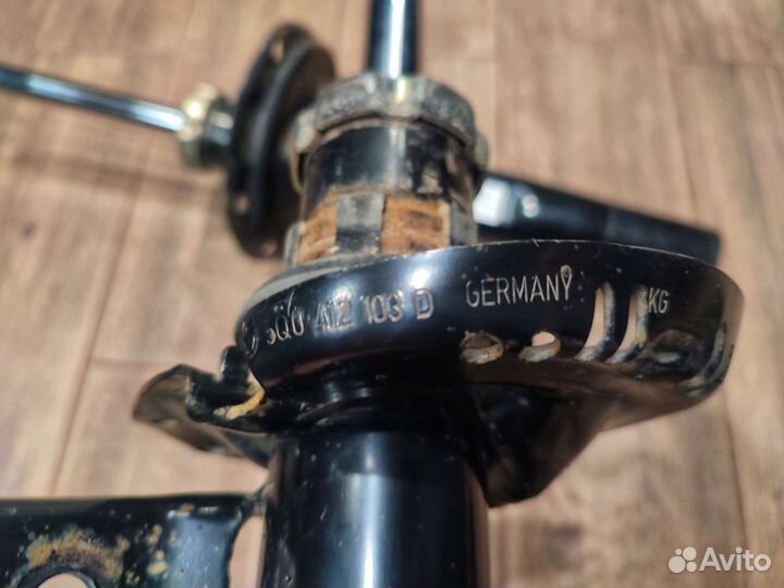 Стойки передние Skoda Octavia A7 (оригинал)