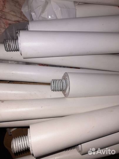 Ножки от табуреток Новые и стола