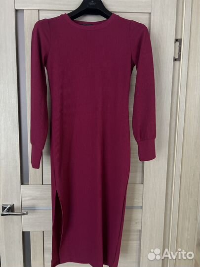 Платье женское 42 44