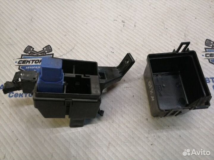 Блок предохранителей Nissan X-Trail T30