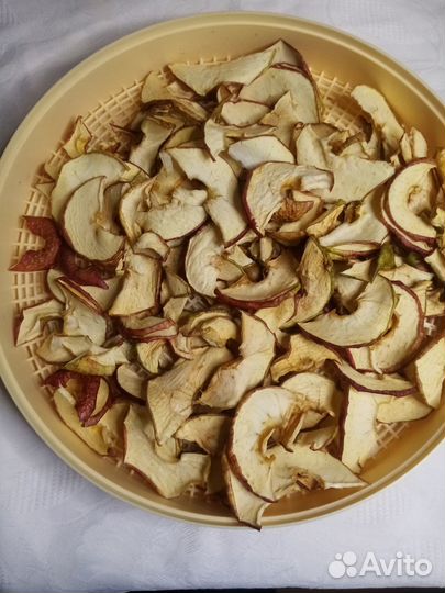 Сушеные яблоки (яблочные чипсы)