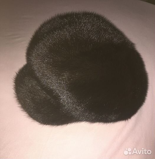 Берет с козырьком норковый женский