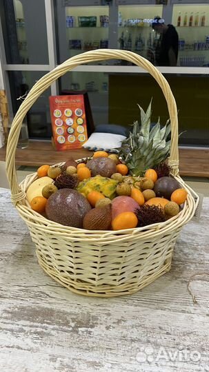 Фруктовый подарок