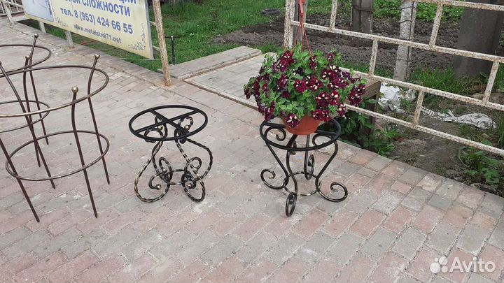 Подставка для цветов