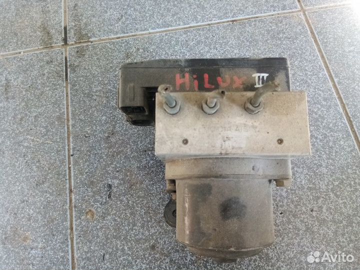 Блок ABS Toyota Hilux Surf 3