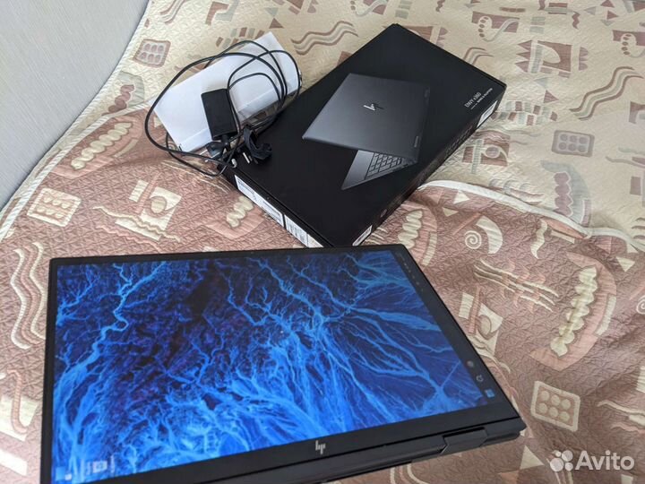 HP envy x360(ноутбук - планшет)ryzen5 4500U