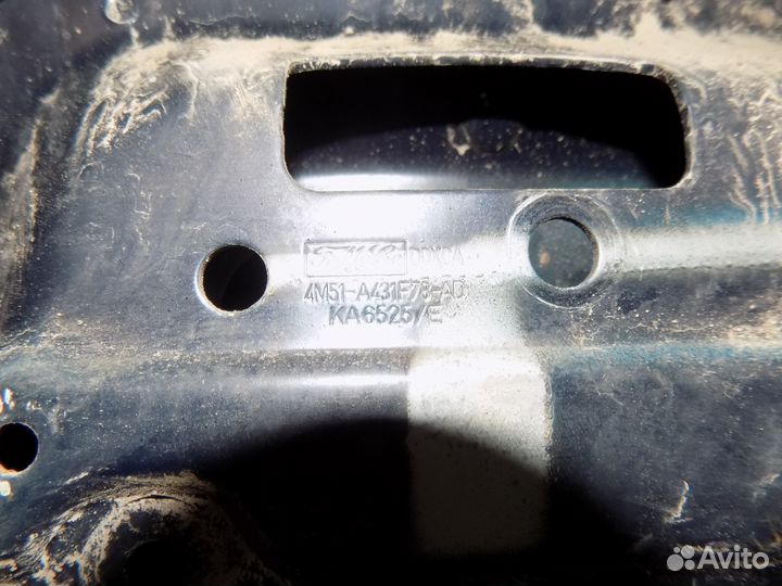 Крышка багажника Ford Focus 2 седан