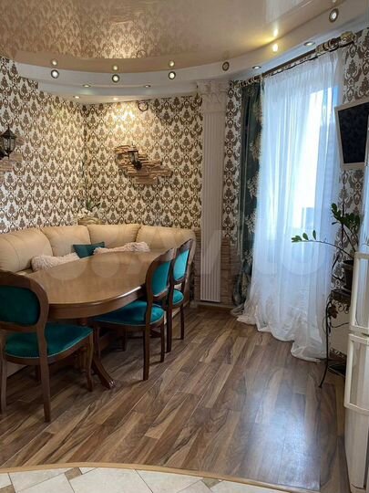 2-к. квартира, 76,5 м², 8/14 эт.