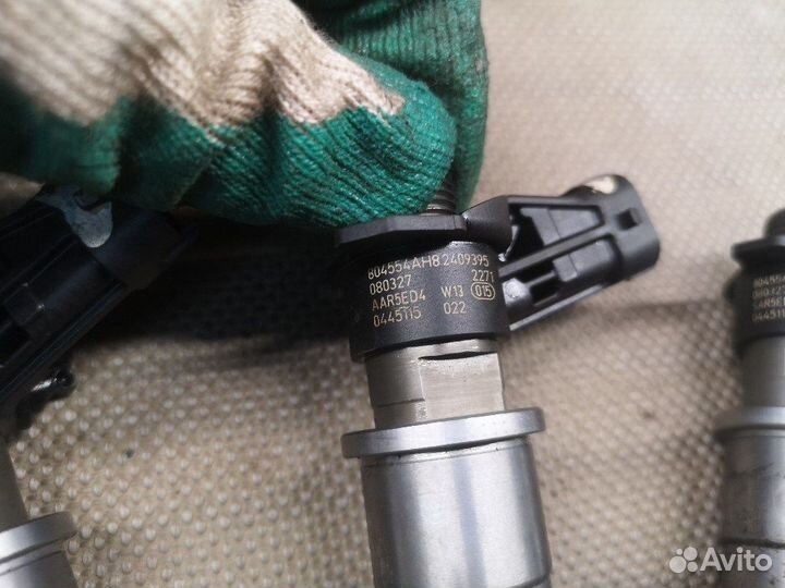 Форсунка топливная Bosch 0445115022, M9R 2.0 DCi