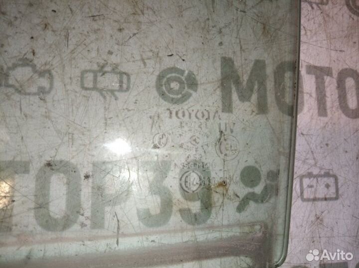 Стекло двери задней заднее левое Toyota Camry XV30