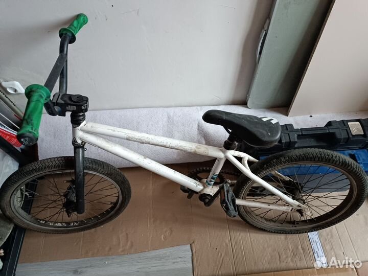 Спорт. Продаю бмх. Хорошего качества
