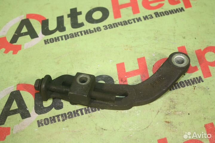 Натяжитель генератора toyota regius RCH41W 3RZ-FE