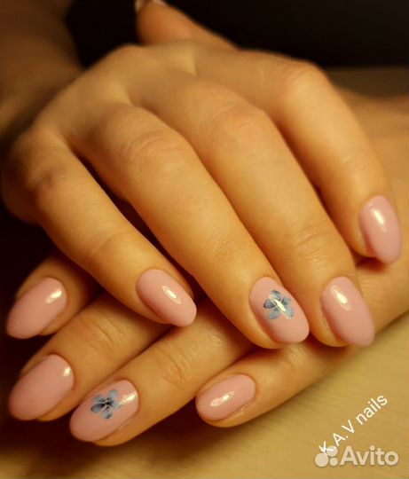 Маникюр/коррекция окрашивание бровей