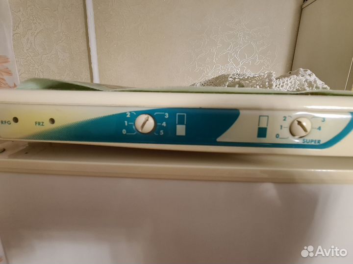 Холодильник stinol