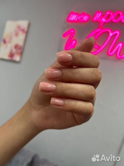 Маникюр / педикюр / наращивание ногтей