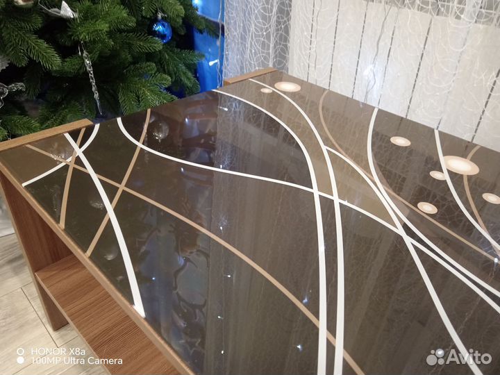 Журнальный столик