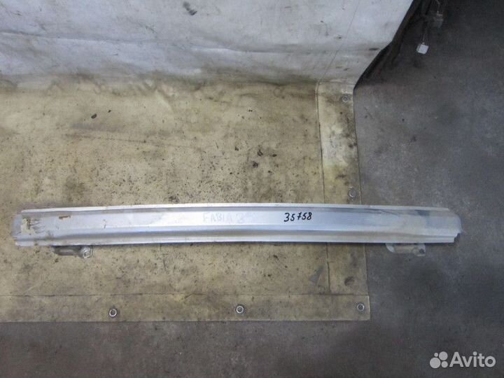 Усилитель заднего бампера Skoda Fabia 2007-2015 (х