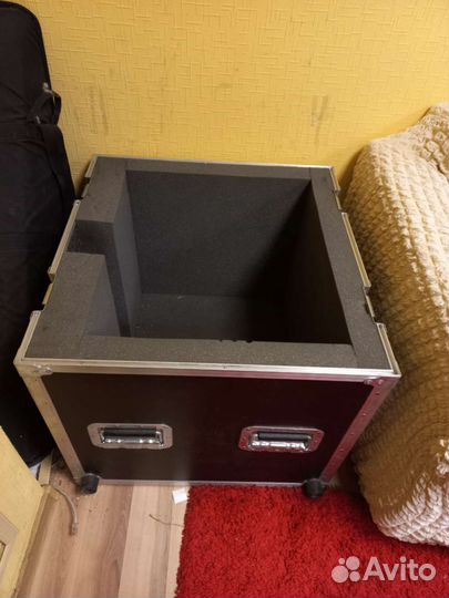 Кейс для музыкальной аппаратуры