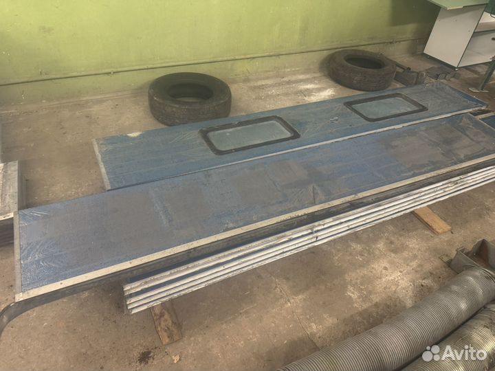 Ворота секционные подъемные бу