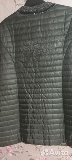 Жилет новый стеганый со стразами размер 56-58