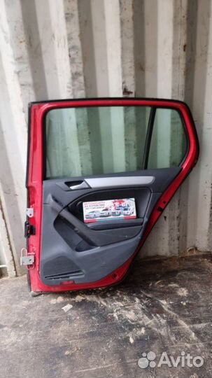 Дверь задняя правая Volkswagen Caddy 2008-2012